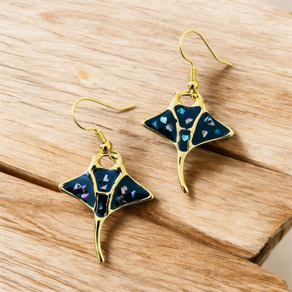 Boucles d'Oreilles Raie Manta – Élégance Océanique