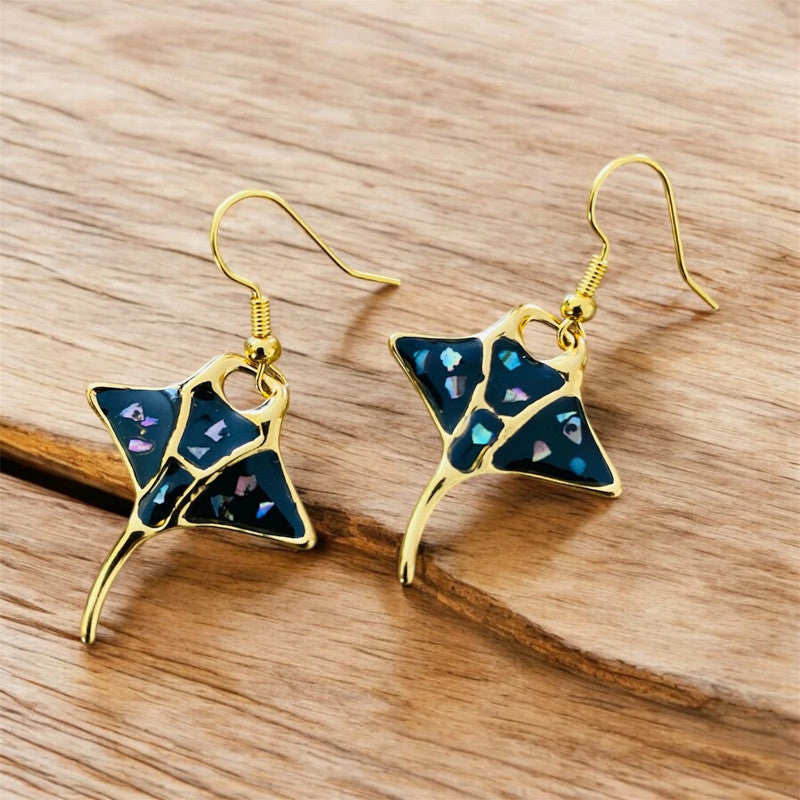 Boucles d'Oreilles Raie Manta – Élégance Océanique